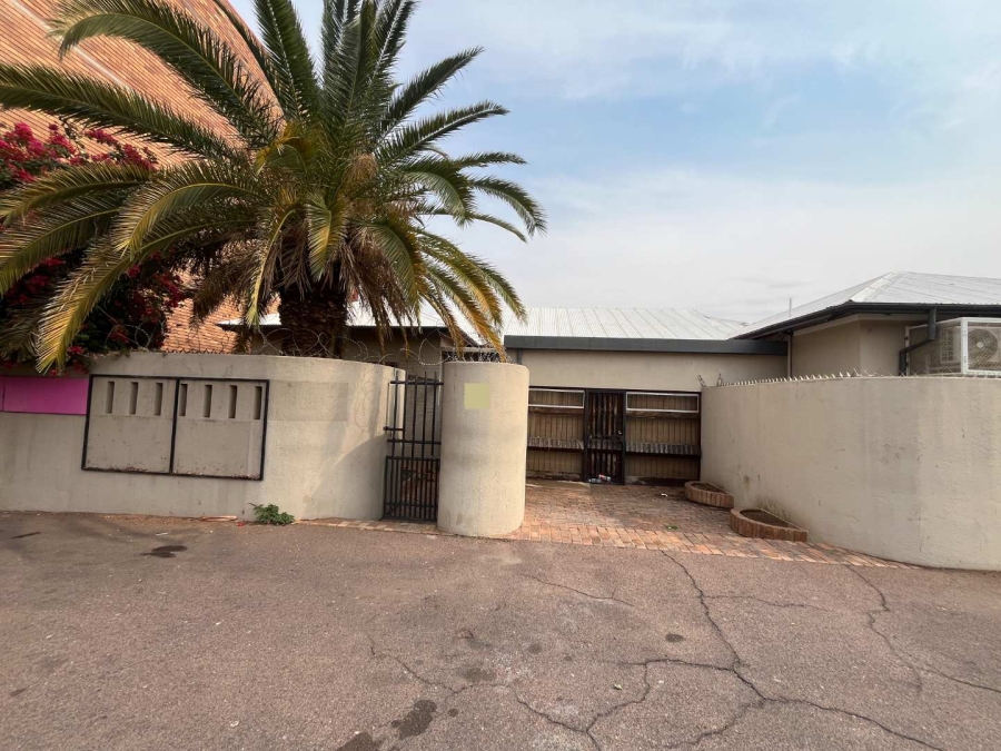 2 Bedroom Property for Sale in Upington Northern Cape